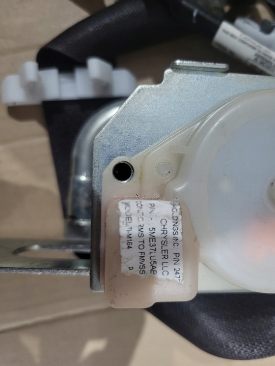 фото №3, Jeep grand cherokee wk 2 ii pas безопасности левый перед коричневый