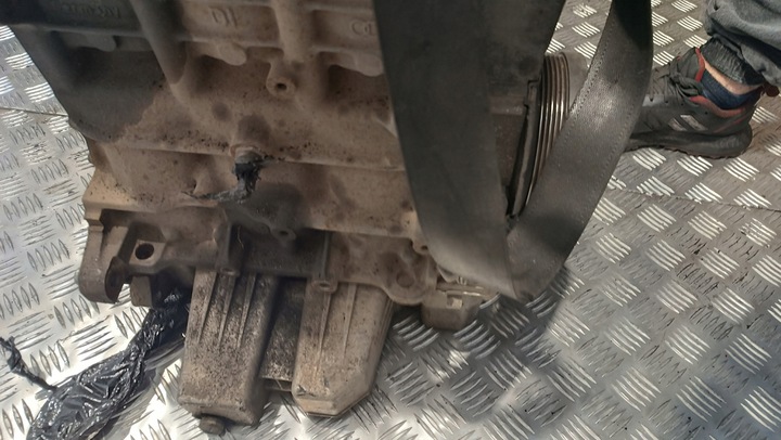 фото №11, Двигун голий стійка vw polo iv 1.4 tdi 55kw -amf-