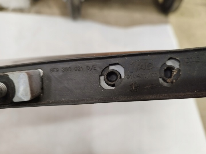 фото №14, Audi a4 b6 01-05r avant рейлінги дахові праві лівий 8e9860022/021