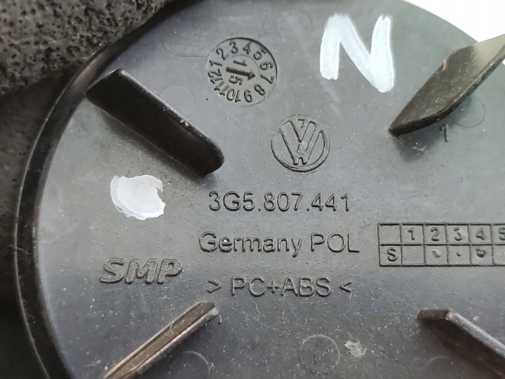 фото №8, Volkswagen passat b8 sedan 3g5 заглушка фаркоп бампера зад 3g5807441