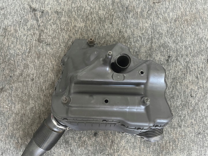 фото №9, Audi a7 c7 s line 3.0 tdi корпус фильтра воздуха оригинал европа