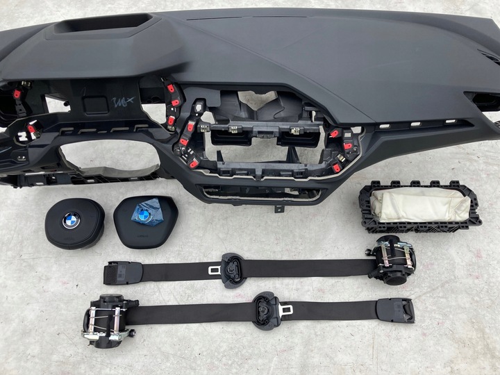 фото №7, Bmw f40 панель консоль подушка безопасности pulpit кожа подушки воздушные ремни pas hud