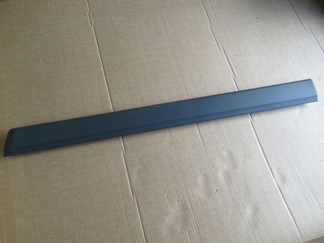 фото №1, Планка накладка дверь дверная правые перед vw passat b8 3g0854900c