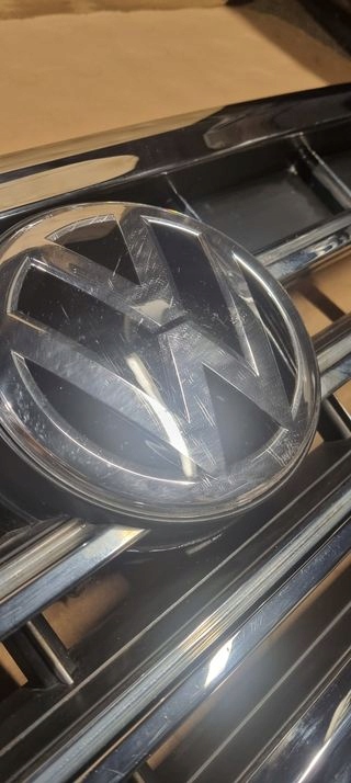 фото №12, Решётка радиатора решётка vw touareg iii r line