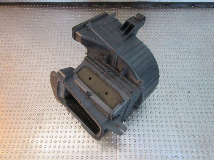 фото №3, Toyota rav4 ii 1.8i 2003 воздуходувка вентилятор корпус eu kpl