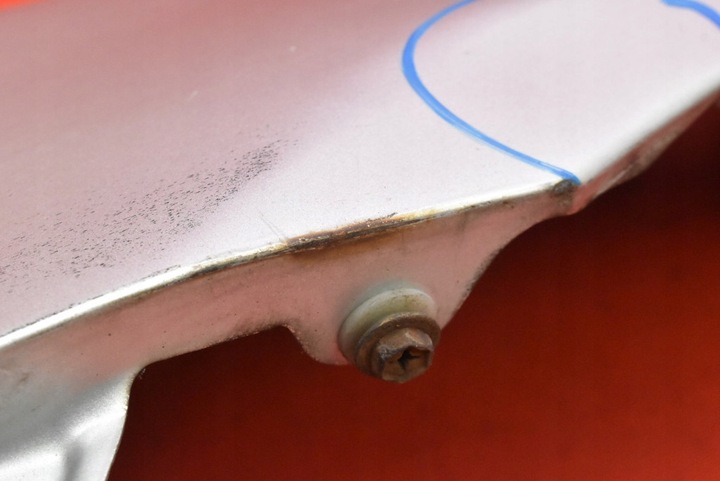 фото №8, Крыло левый перед переднее серебряный toyota avensis t25 02-06