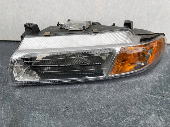 фото №1, Chrysler stratus ліва лампа перед