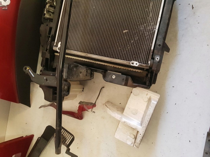 фото №9, Citroen c-zero комплектний перед капот бампер