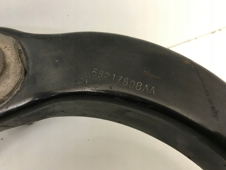 фото №12, Важіль праві перед jeep grand cherokee 68217808aa