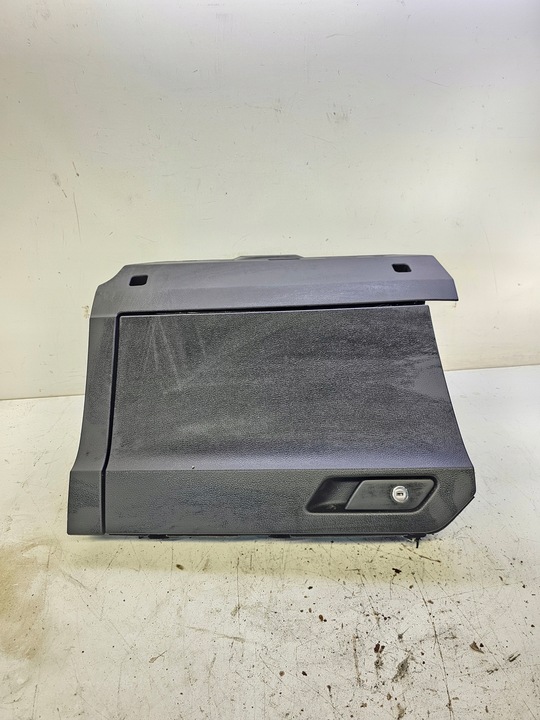 фото №1, Бардачок пассажира audi q3 f3 83a 83b857035