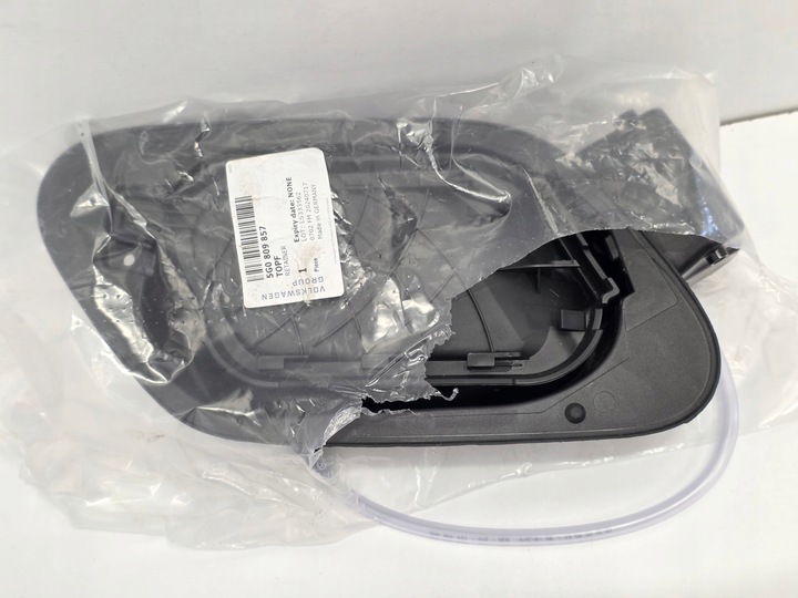 фото №1, Крышка заливка топлива vw golf vii 7 5g0809799a 5g0809857 новая оригинальная