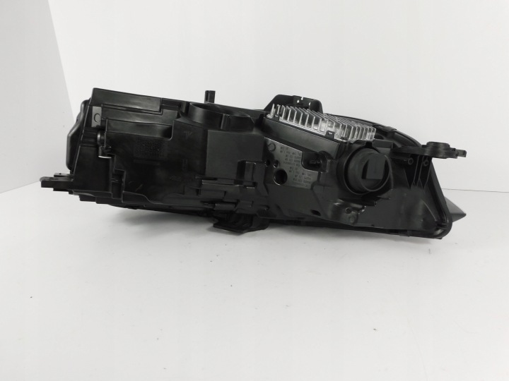фото №9, Audi a4 b9 8w рестайлінг фара права matrix 8w0941036h