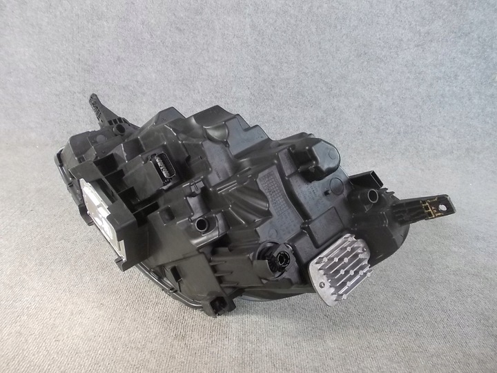 фото №11, Ford kuga mk3 лампа права повний led lv4b-13e016-an