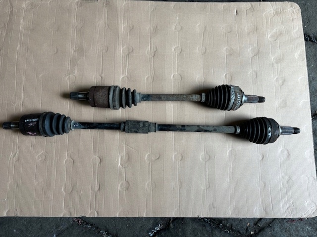 фото №1, Honda insight ii полуось левая 1.3 гибрид короткая автомат 2010r