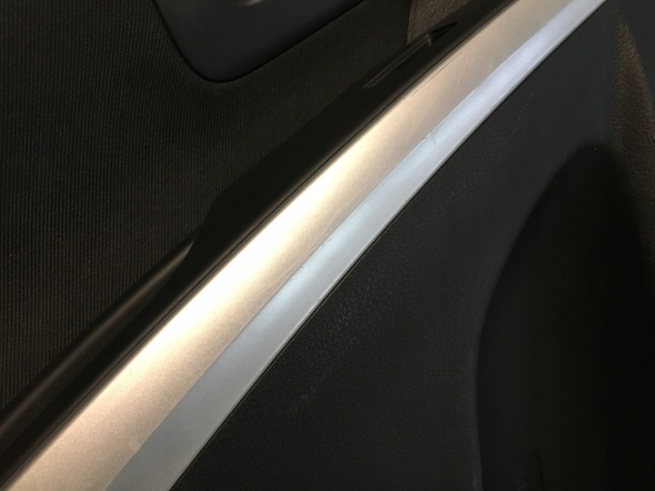 фото №8, Suzuki s-cross sx4 13- обивка боковина дверь левый зад 83075-61m01