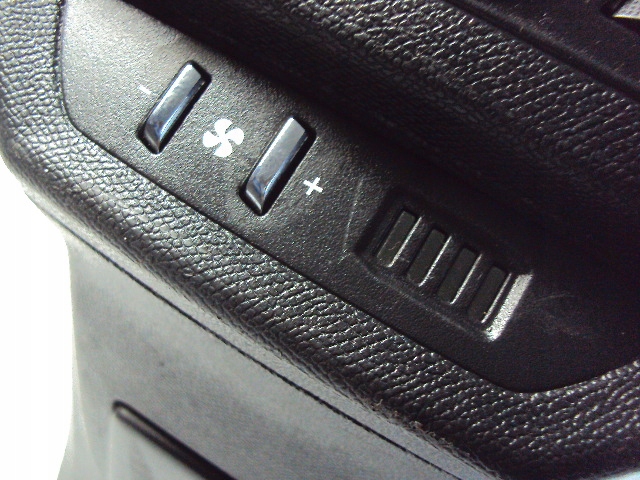 фото №5, Підлокітник перетворювач 230v peugeot 2008 ii 19-