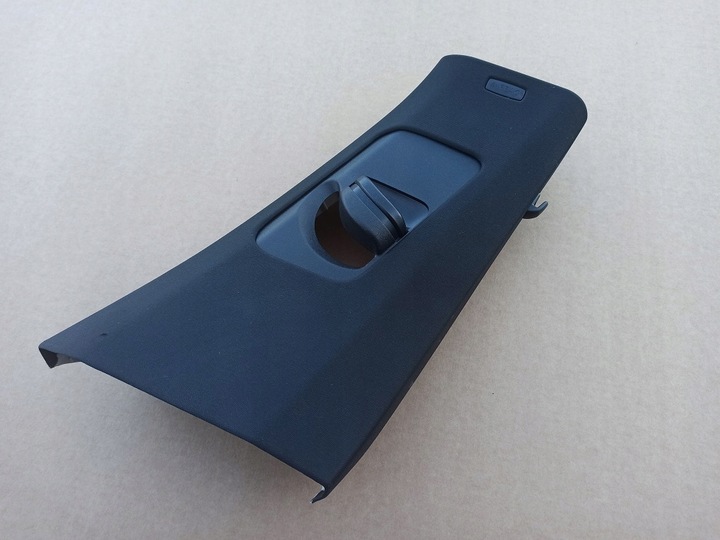 фото №1, Vw arteon защита обшивка стойка правая r-line 2020