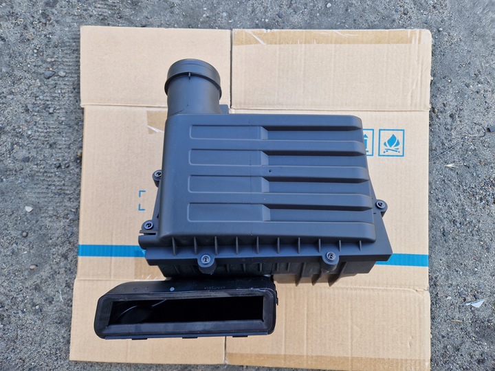 фото №11, Корпус фільтра повітря volkswagen golf 10.12-