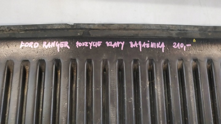 фото №5, Ford ranger обшивка крышки багажника