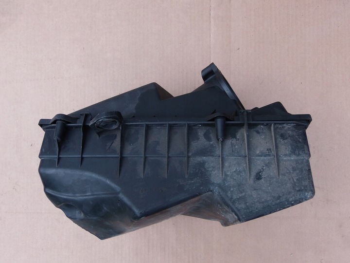 фото №5, Корпус фильтра воздуха 1j0129607d audi a3 8l 1.6 benz