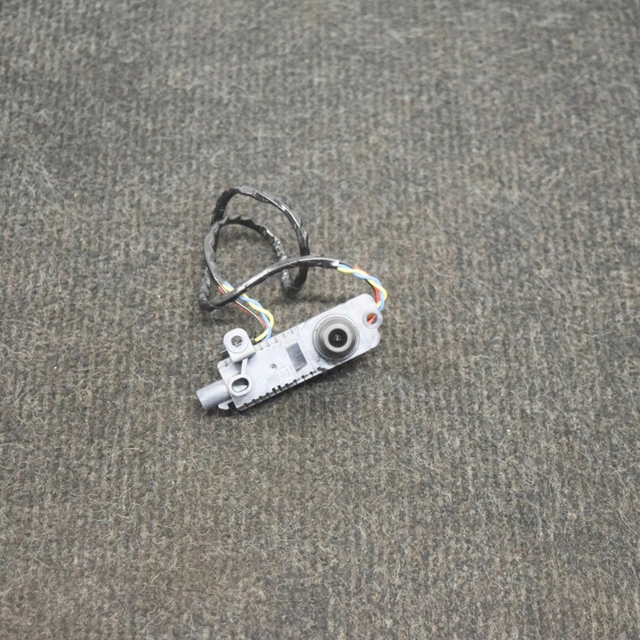 фото №1, Tesla модель 3 2018 правая сторона камера na крыла боковом