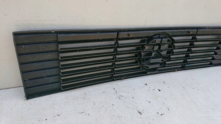 фото №5, Mercedes vario 670 решітка радіатора решітка