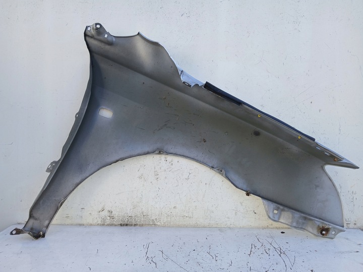 фото №9, Toyota avensis ii t25 крыло левый перед переднее