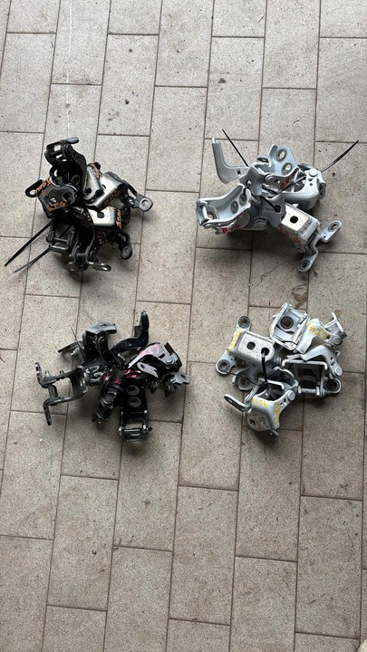 фото №1, Петля дверь зад перед renault megane v e-tech