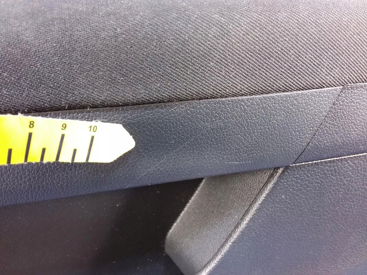 фото №4, Skoda fabia iii оббивка двері перед права боковина