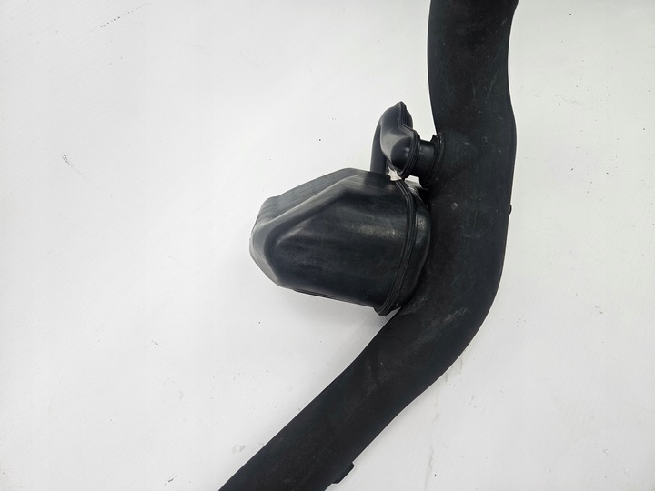 фото №13, Audi a4 b8 a5 8t q5 8r шланг труба шланг воздуха intercollera 8k0145673