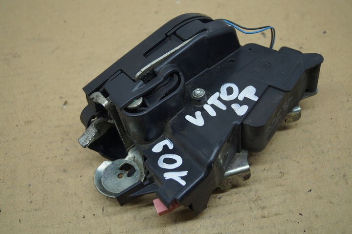 фото №1, Замок дверь левый перед mercedes vito uk