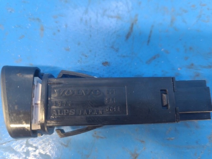 фото №4, Кнопка аварийных света volvo s60 10-13 9123681