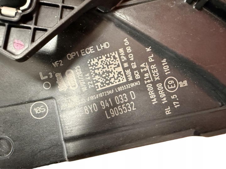 фото №13, Audi a3 8y рестайлинг лампы полный led 8y0941033d