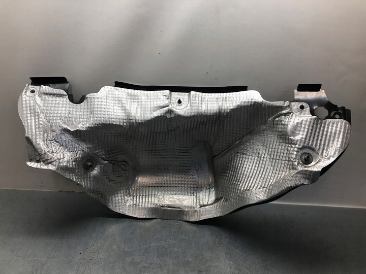 фото №1, Защита стена перегородочная audi a4 b9 8w0819523e