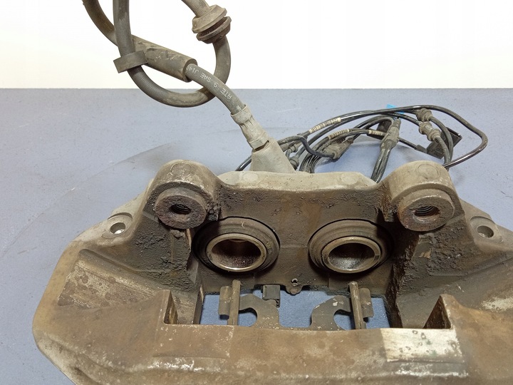 фото №5, Cls w257 350 cdi 400d суппорт перед правые 360mm