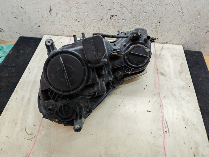 фото №7, Лампа правые перед h7 обычная mercedes e класс w211 рестайлинг 06-09 европа