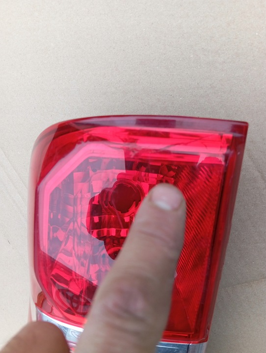 фото №9, Лампа ліва зад задня toyota hilux оригінал європа 11-