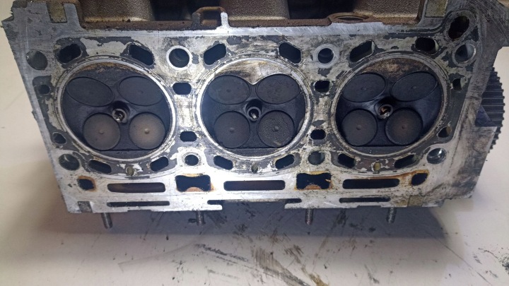 фото №6, Головка двигуна peugeot 406 9629817515