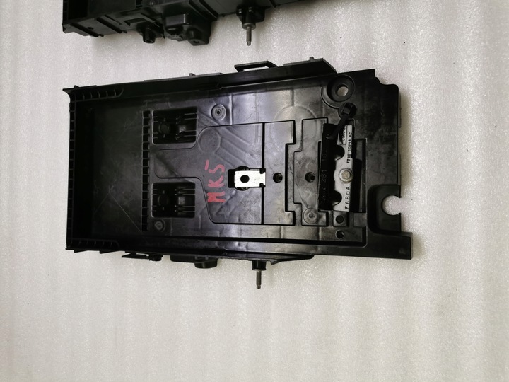 фото №2, Mondeo mk5 galaxy mk4 s-max основание акумулятора