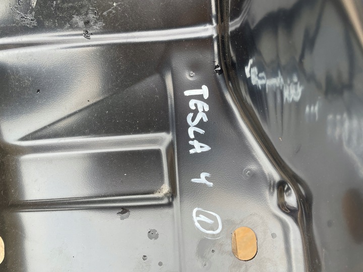 фото №8, Pas задний усилитель обшивка tesla модель y