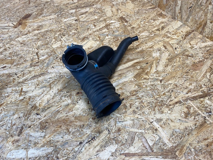 фото №7, Впуск воздуховод канал воздуха lexus ct 200h 17893-37050 17880-37190 2011-