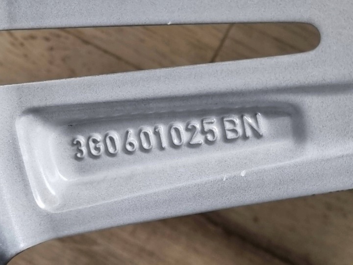 фото №13, Диск vw passat b8 3g0 8.0jx18h2 et44 5x112 3g0601025bn