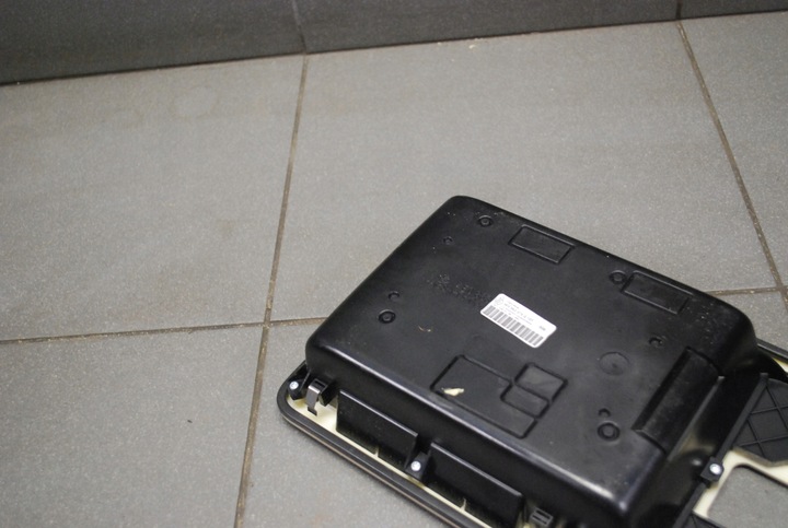 фото №8, Бардачок подлокотника audi a8 d3 рестайлинг 4e0863075q