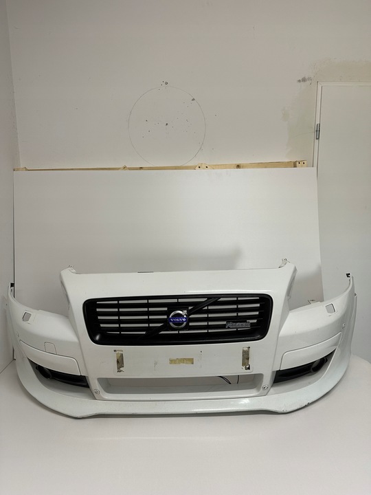 фото №1, Бампер перед переднее volvo c30 r-design омыватель