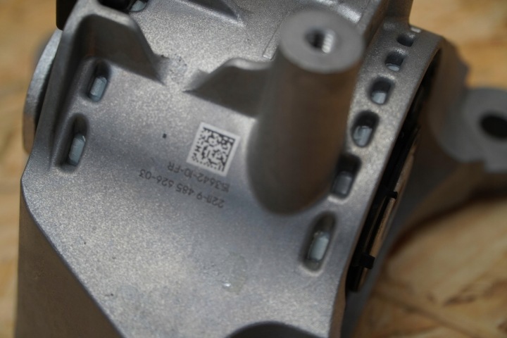 фото №13, Подушка двигуна ліва 9485625 lub права 9485626 bmw 5 g60 i5 24r 23-