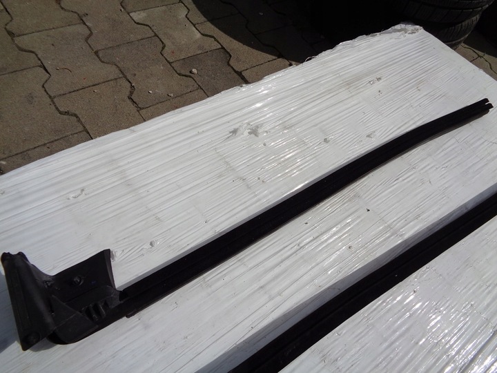 фото №11, Планка накладка з стёкла прокладка vw passat cc