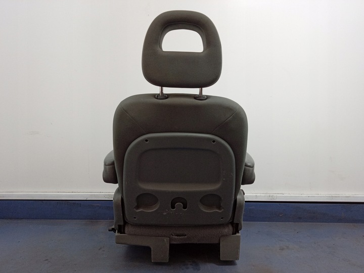 фото №6, Voyager iv caravan сиденье зад левый задний 2 ряд