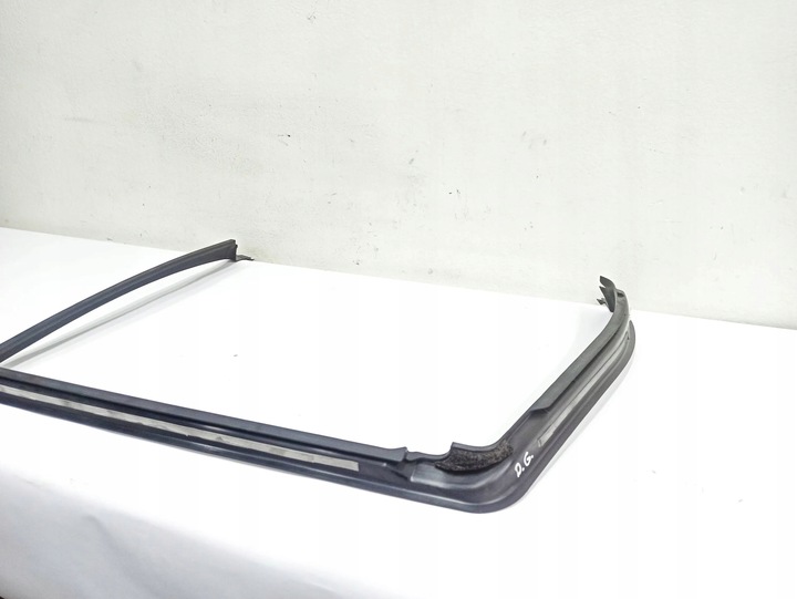 фото №9, Планка скла задньої зад сторона права land rover range rover sport l320 04c3