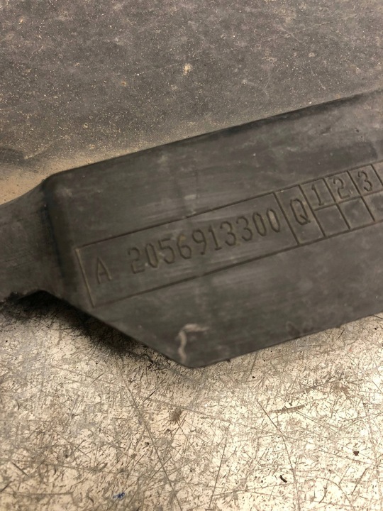 фото №6, Підкрилок лівий перед запчастина задня mercedes w205 універсал a2056913300