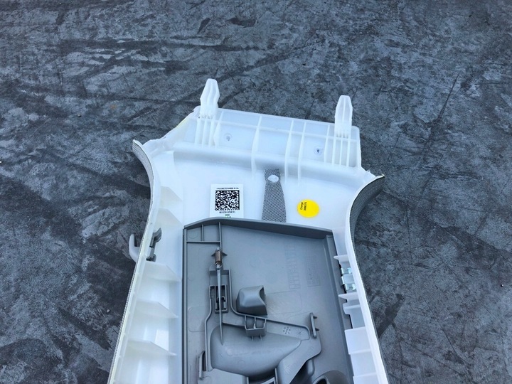 фото №9, Обшивка стойка b правые audi e-tron 55 quattro 4ke 4ke867244a 4n0819210a